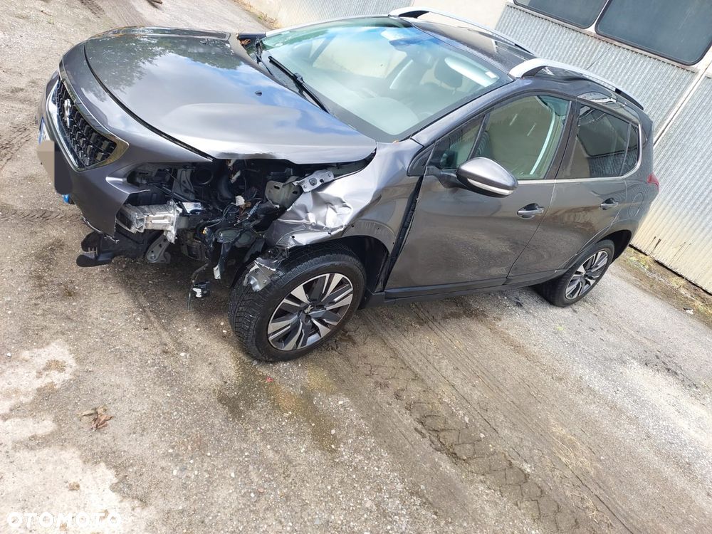 Peugeot 2008 - 7