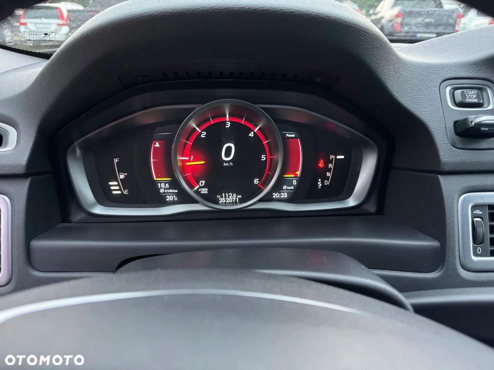 Volvo V70 D4 Drive-E Momentum - 9