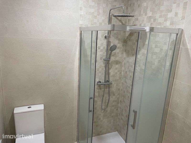 T1 Renovado | Equipado | 3 min Estação Amadora — 1.000 € - Grande imagem: 3/5