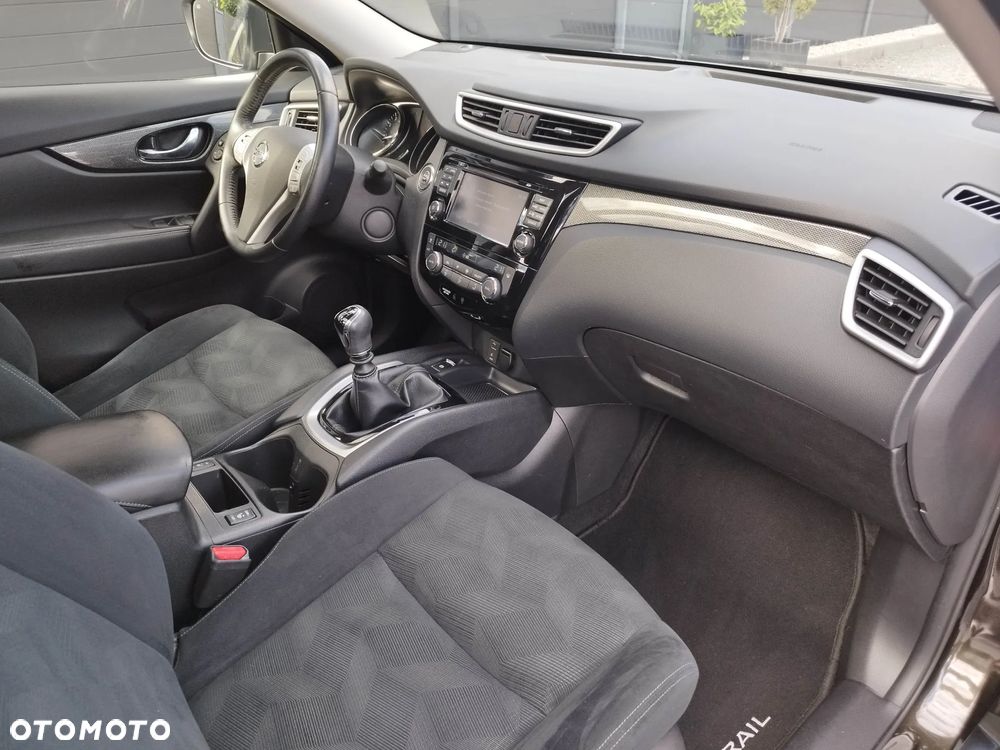 Nissan X-Trail 1.6 DIG-T N-Vision 2WD - 31