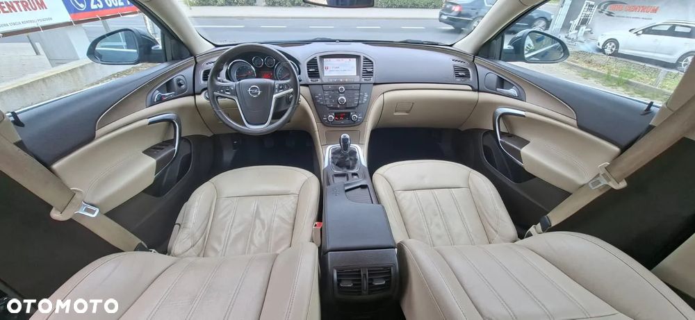 Opel Insignia 1.6 Turbo Cosmo - 10