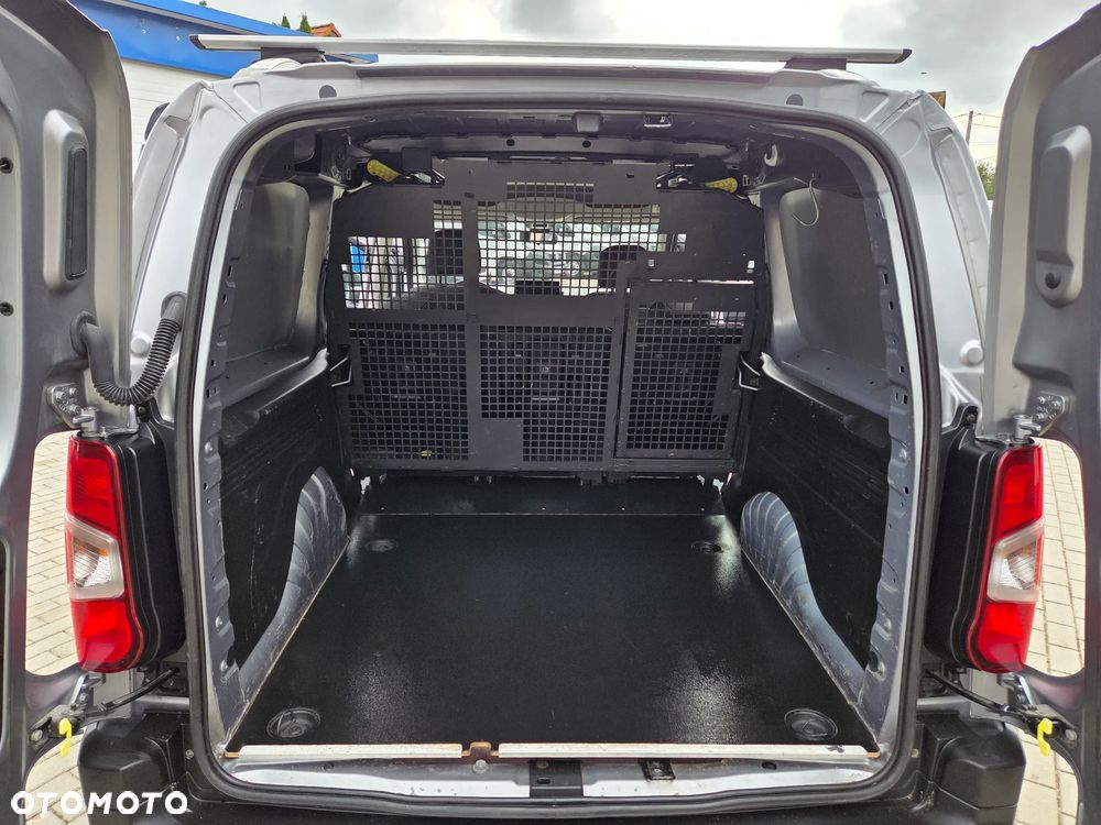 Opel Combo - 22