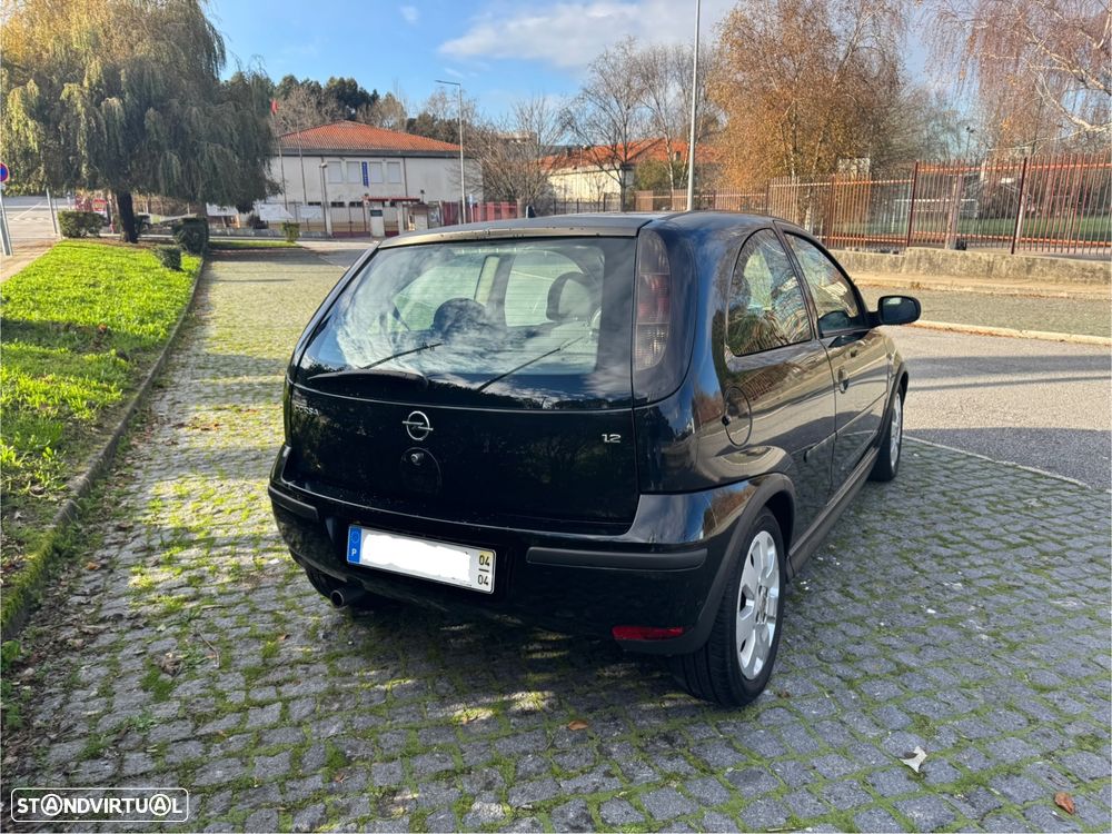 Opel Corsa 1.2 16V Sport - 4