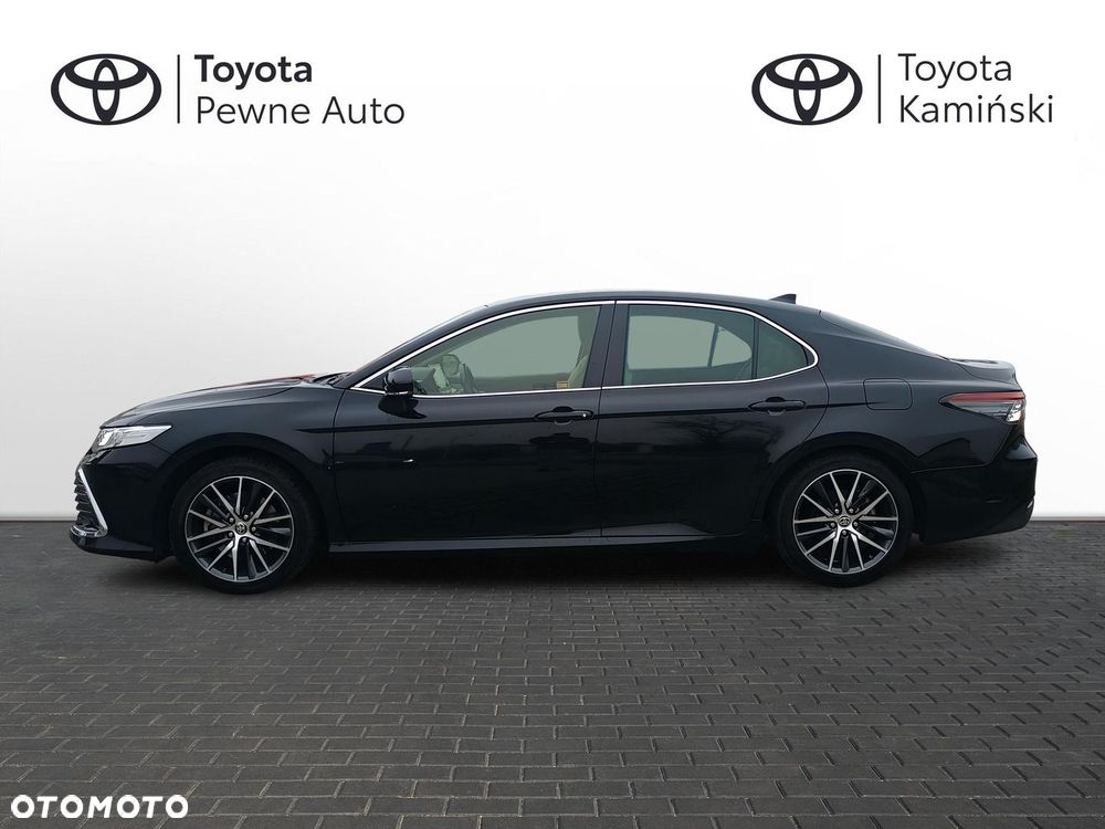 Toyota Camry 2.5 Hybrid Executive CVT - 2