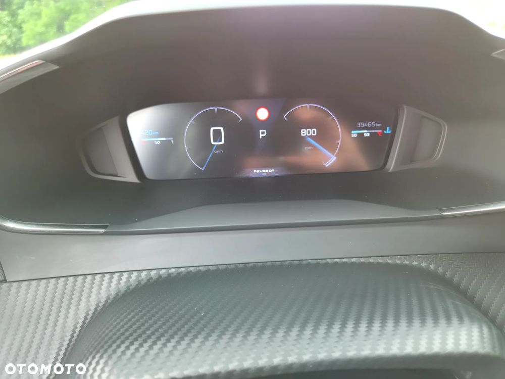 Peugeot 2008 1.2 PureTech Allure Pack S&S EAT8 - 21