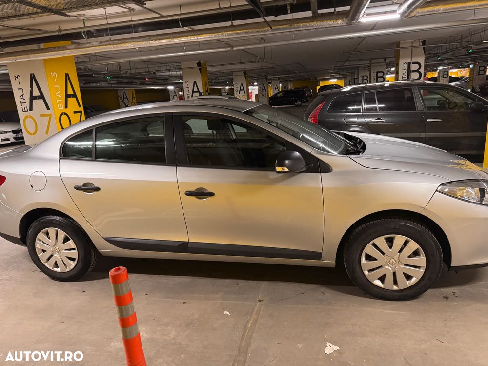 Renault Fluence 1.6 16V Authentique - 4