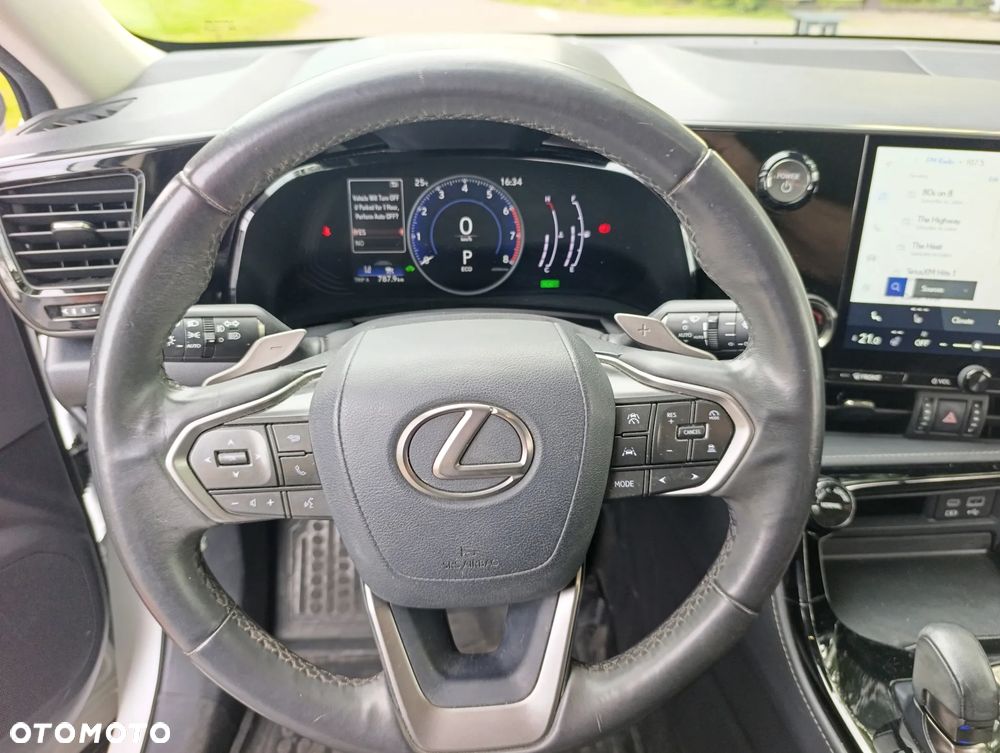 Lexus NX 350h - 27