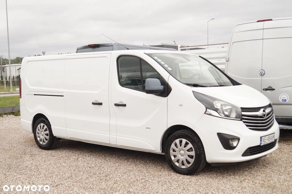 Opel Vivaro - 8
