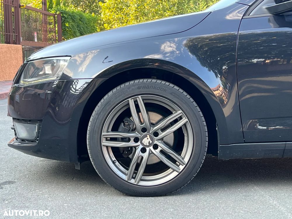 Skoda Octavia 2.0 TDI ELEGANCE DSG - 9