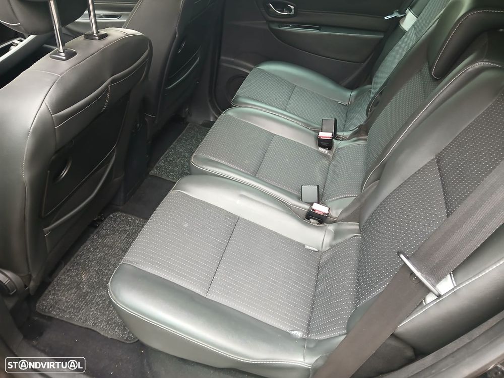 Renault Scénic 1.5 dCi Bose Edtion SS - 10