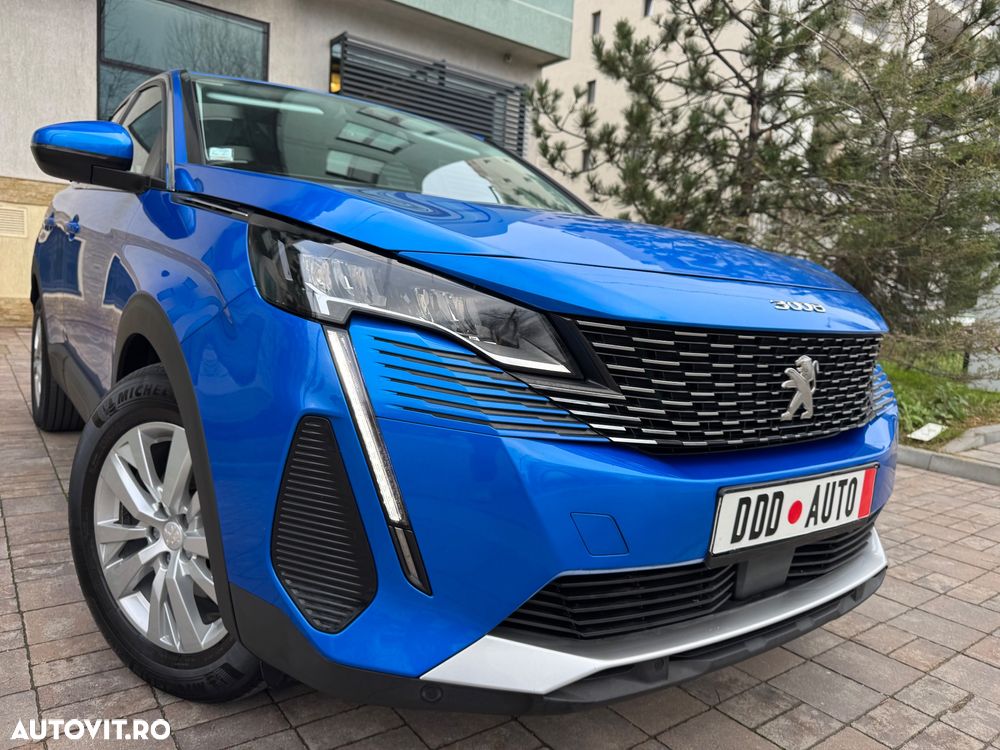 Peugeot 3008 PureTech 130 Stop & Start GPF EAT8 Allure - 11