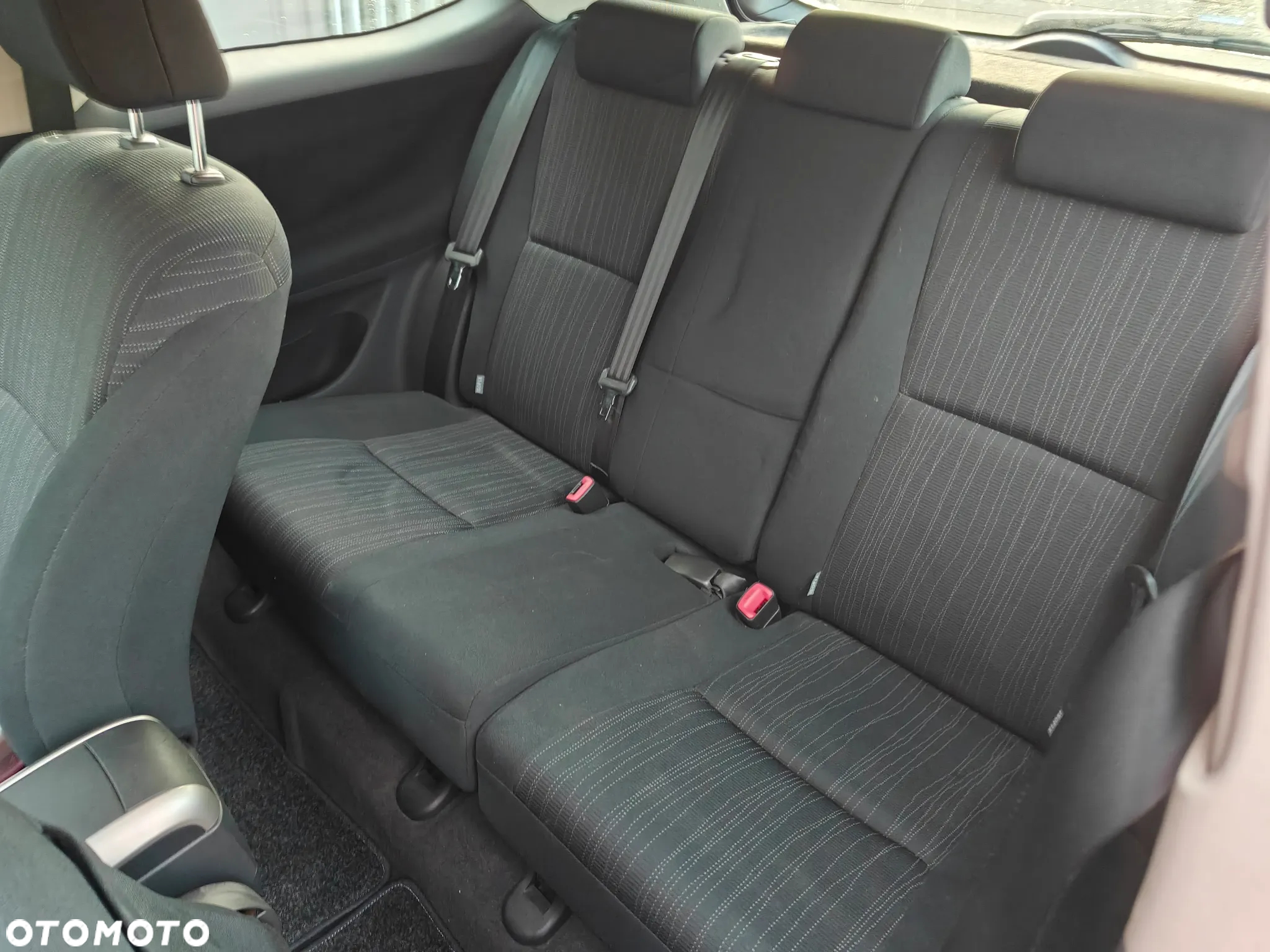 Toyota Auris 1.4 VVT-i - 9