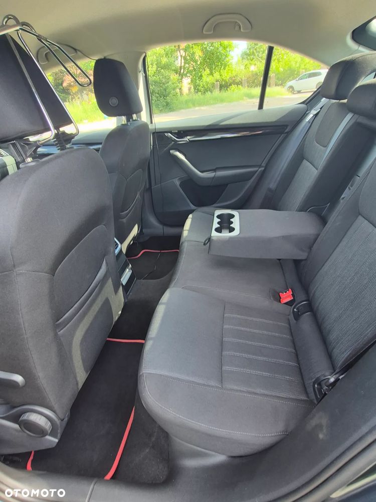 Skoda Octavia 2.0 TDI Style - 14
