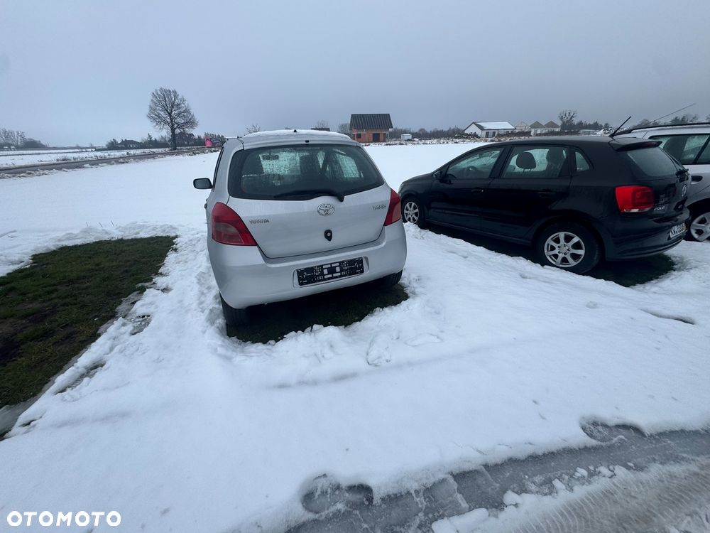 Toyota Yaris 1.4 D-4D Prestige - 7