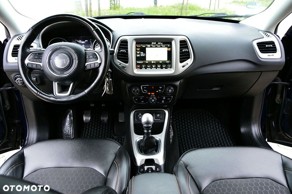 Jeep Compass 1.4 TMair Longitude FWD S&S - 23