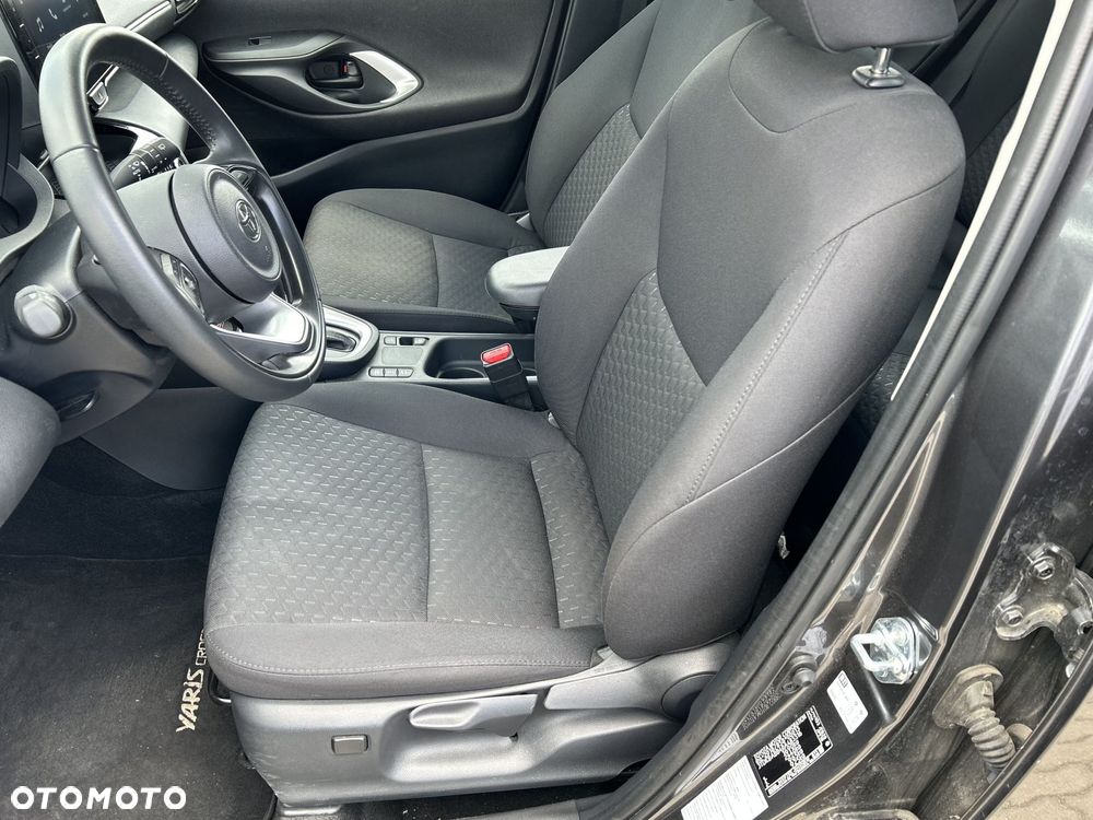 Toyota Yaris Cross Hybrid 1.5 Comfort - 16