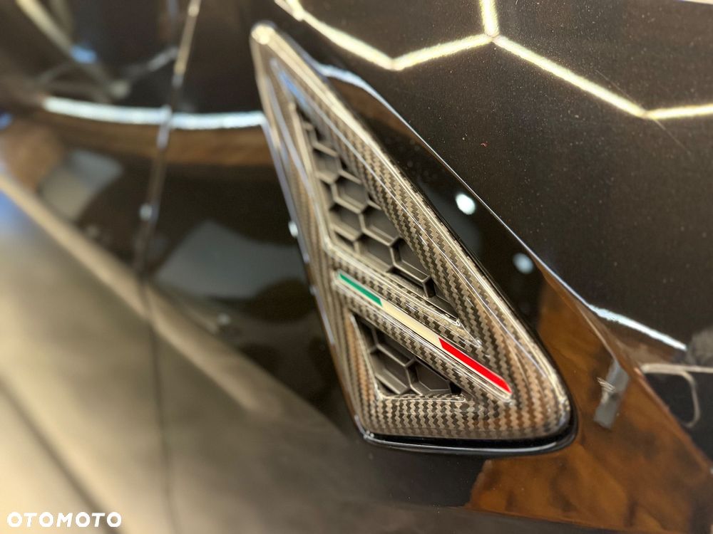 Lamborghini Urus - 7