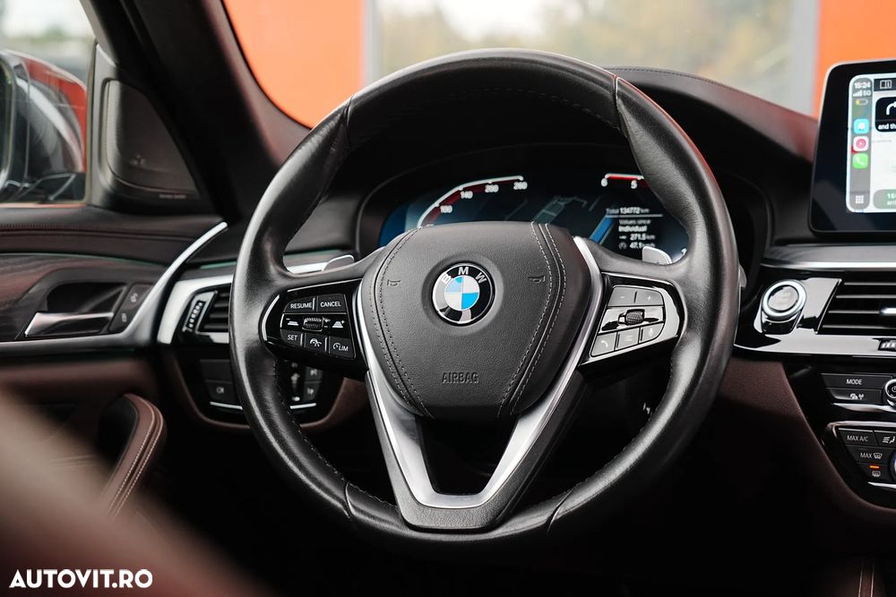 BMW Seria 5 520d xDrive AT MHEV - 9