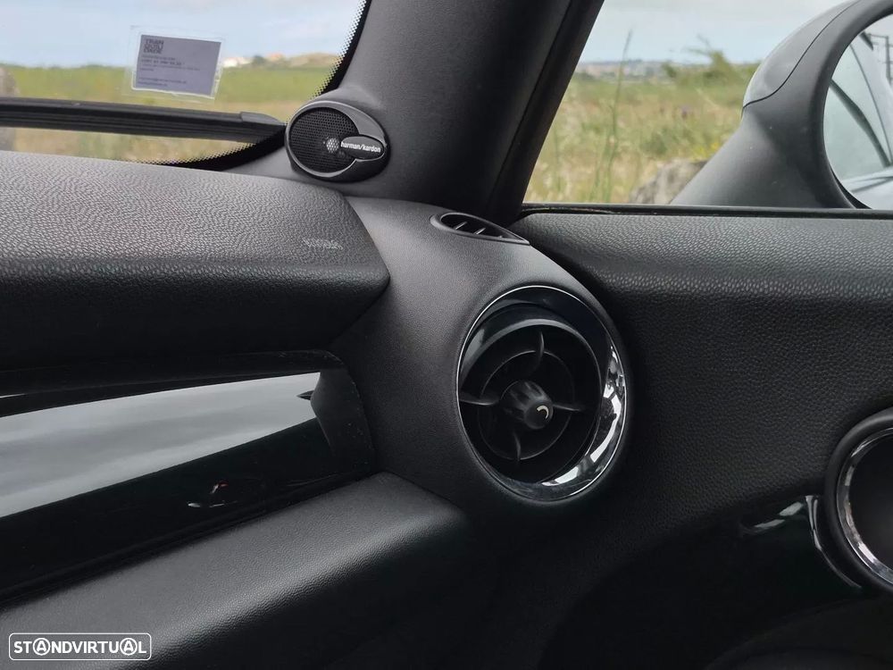 MINI 3 Portas Cooper SD - 11