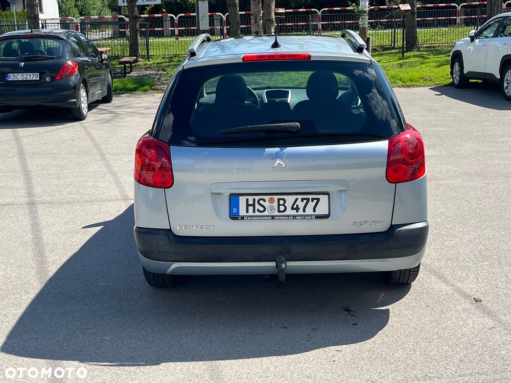 Peugeot 207 - 7