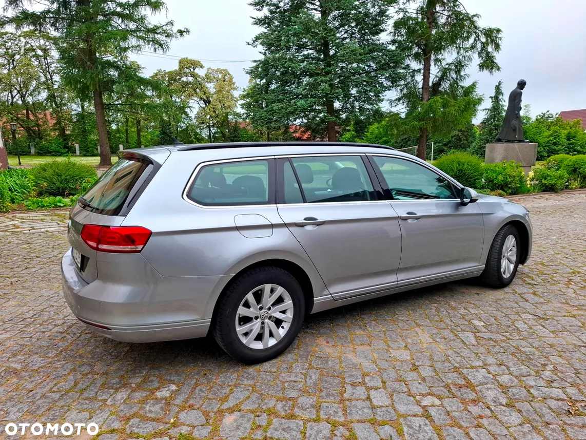 Volkswagen Passat 2.0 TDI BMT SCR Trendline DSG7 - 5