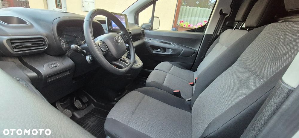 Toyota proace city - 13