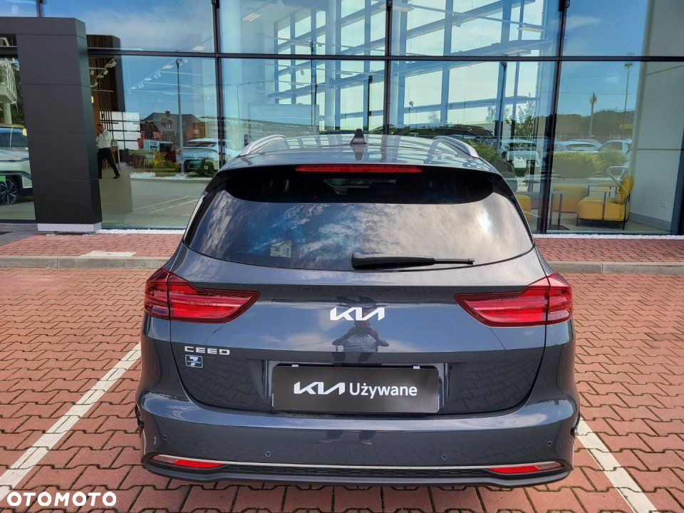 Kia Ceed - 6