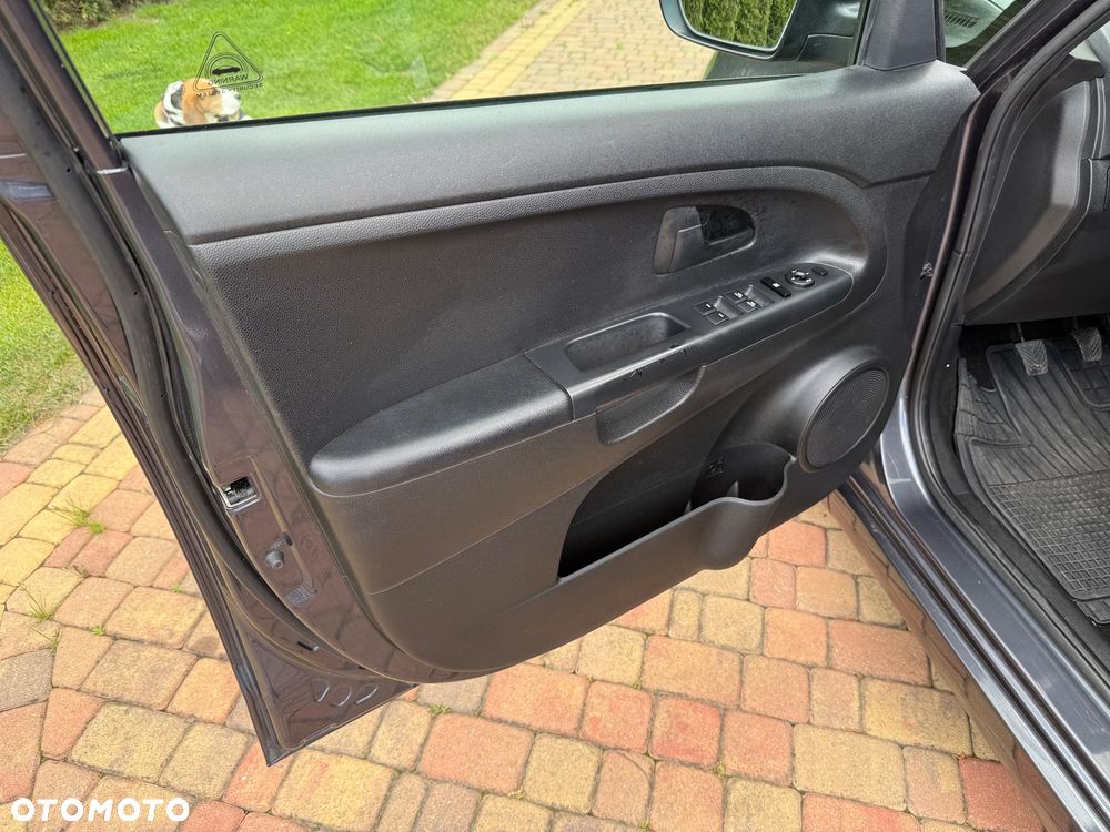 Kia Venga 1.6 CVVT Dream Team Edition - 6