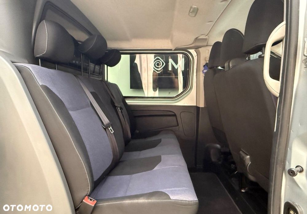 Opel Vivaro - 19