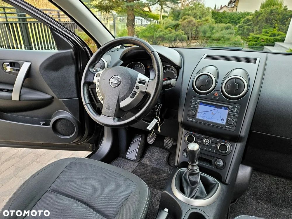 Nissan Qashqai - 14