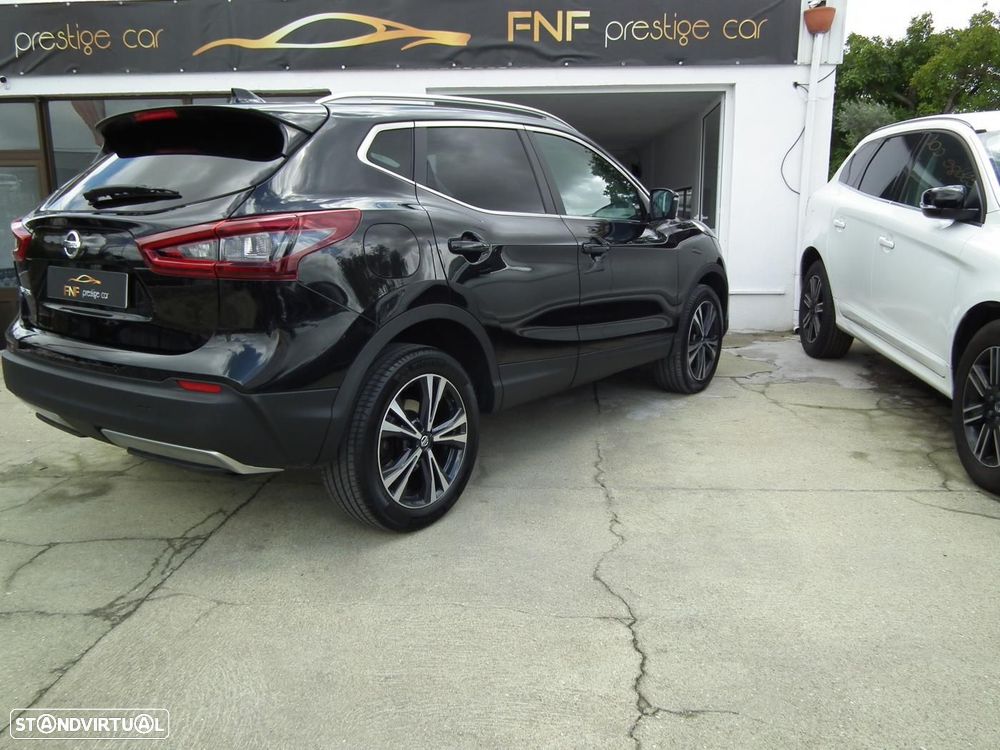 Nissan Qashqai 1.5 dCi N-Connecta J18 — fotografia 4