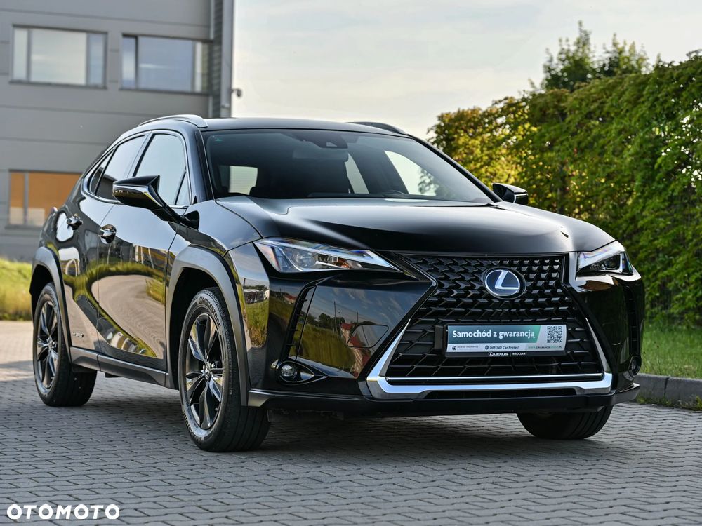 Lexus UX ver-250h - 3