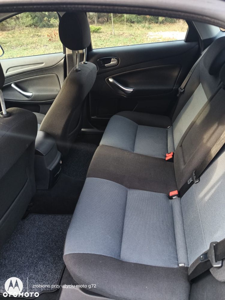 Ford Mondeo 1.8 TDCi Ambiente - 7