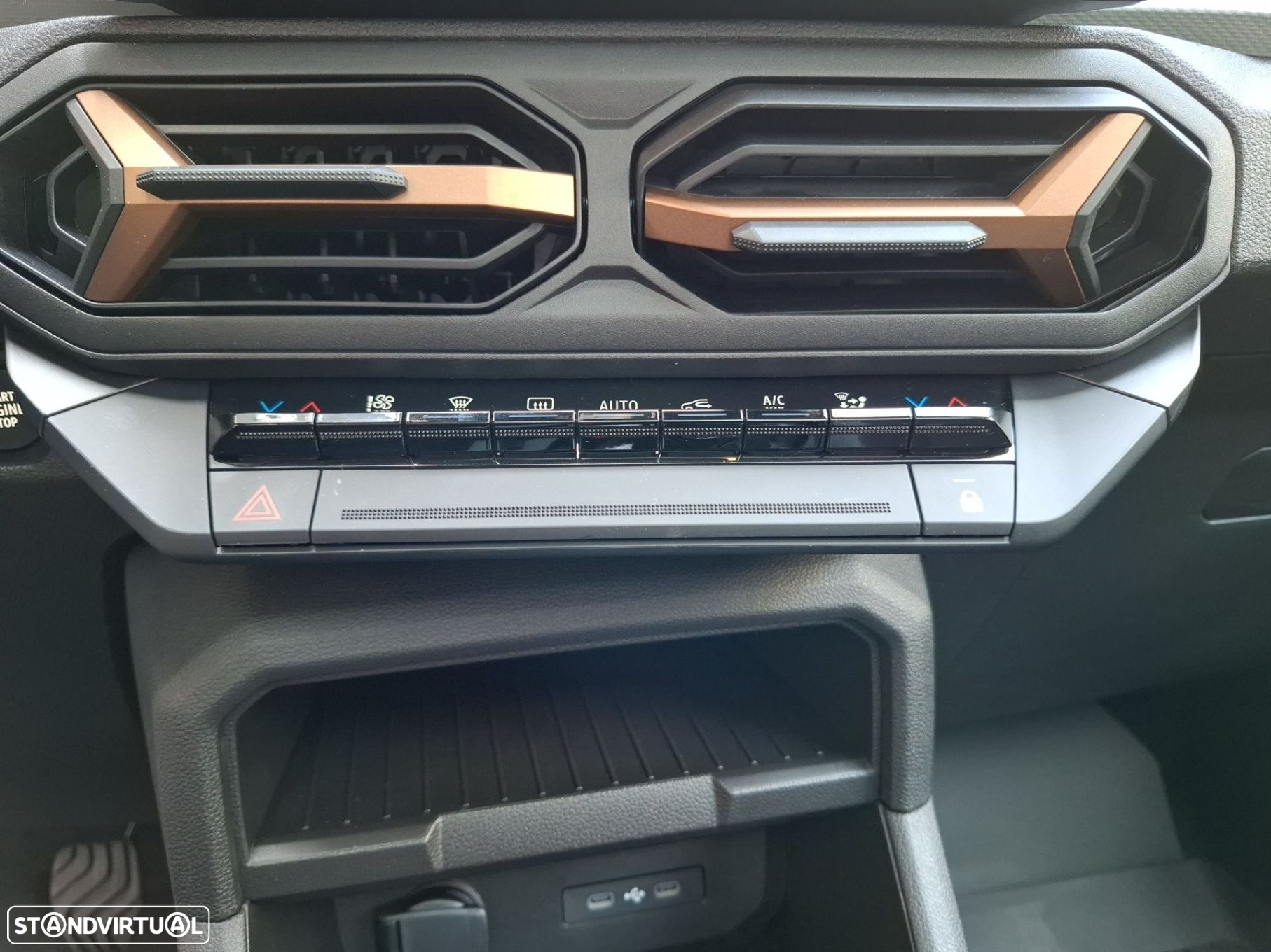 Dacia Bigster 1.2 Mild Hybrid Extreme - 23