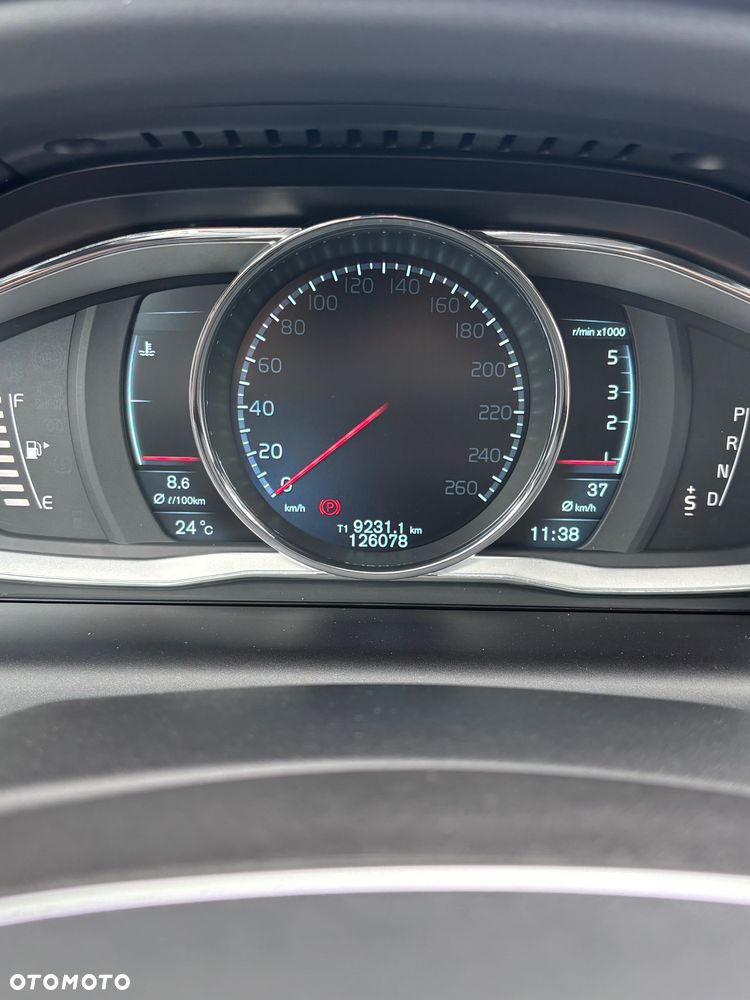 Volvo XC 60 D4 AWD Momentum - 15