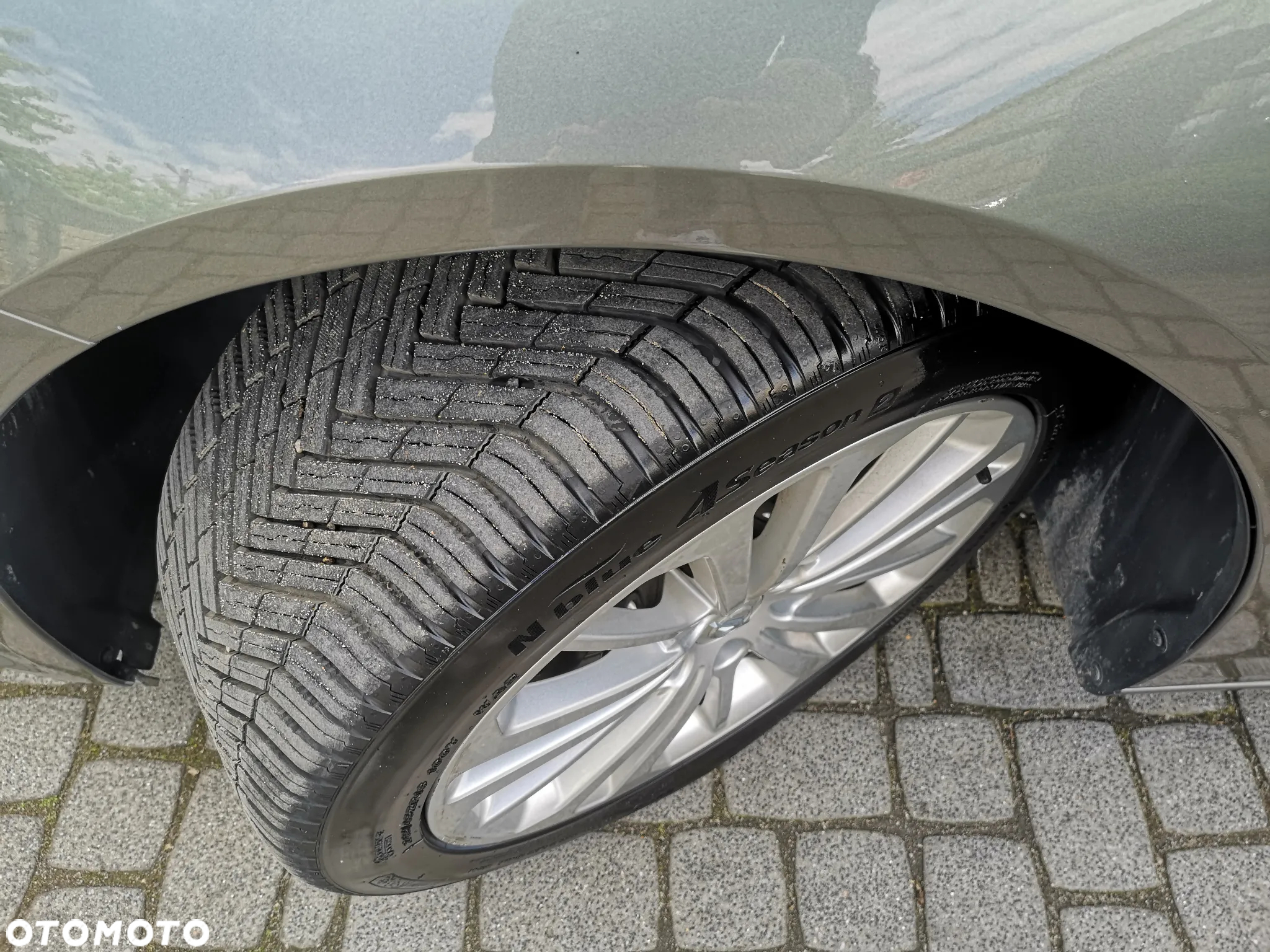 Opel Insignia 1.5 T Elite S&S - 24