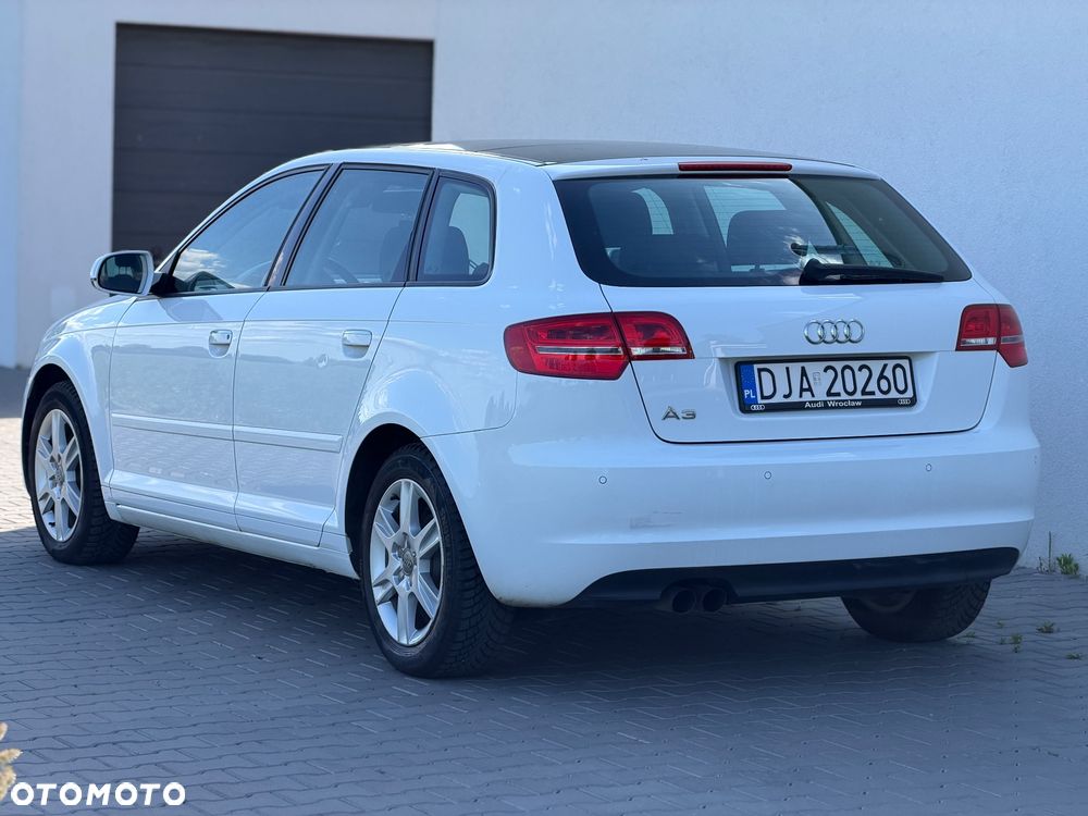 Audi A3 Sportback 1.4 TFSI Attraction - 8
