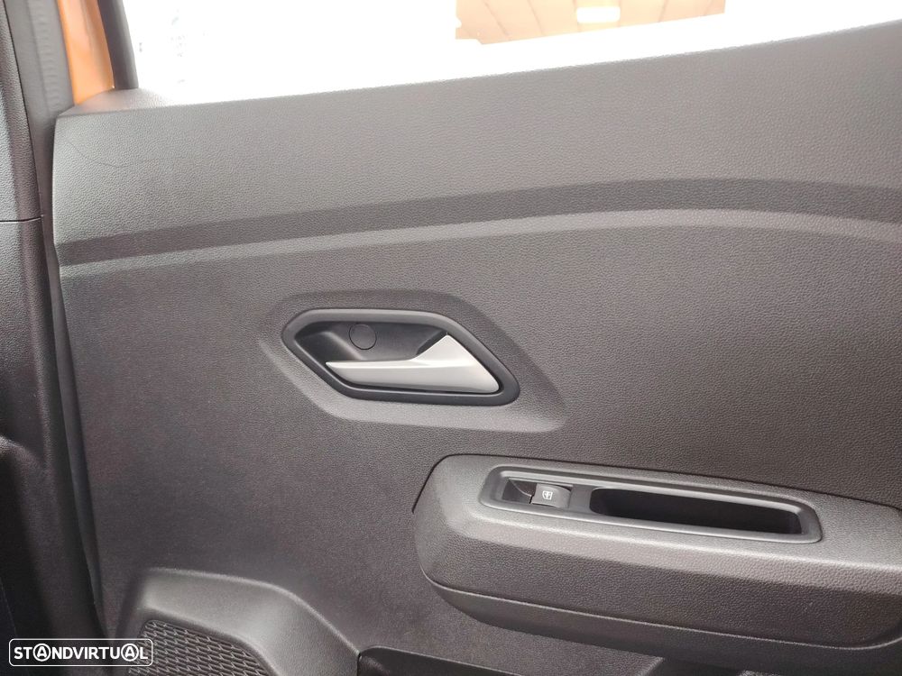 Dacia Sandero 1.0 ECO-G Stepway Bi-Fuel — fotografia 15