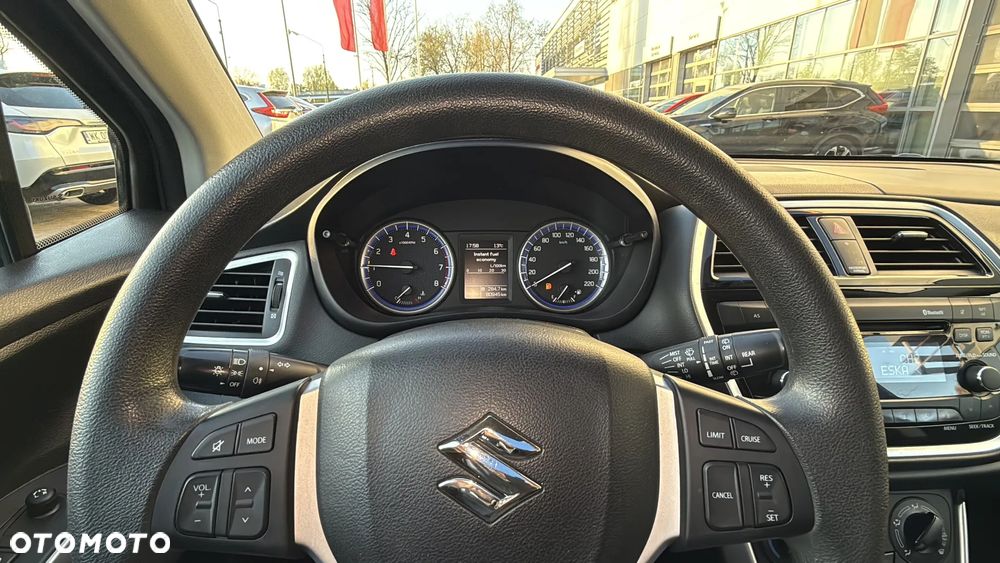 Suzuki SX4 - 26