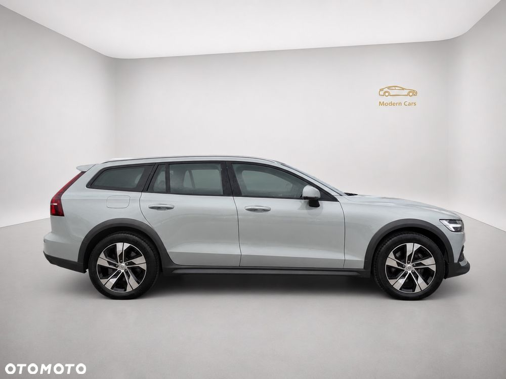 Volvo V60 Cross Country B4 D AWD Geartronic - 5