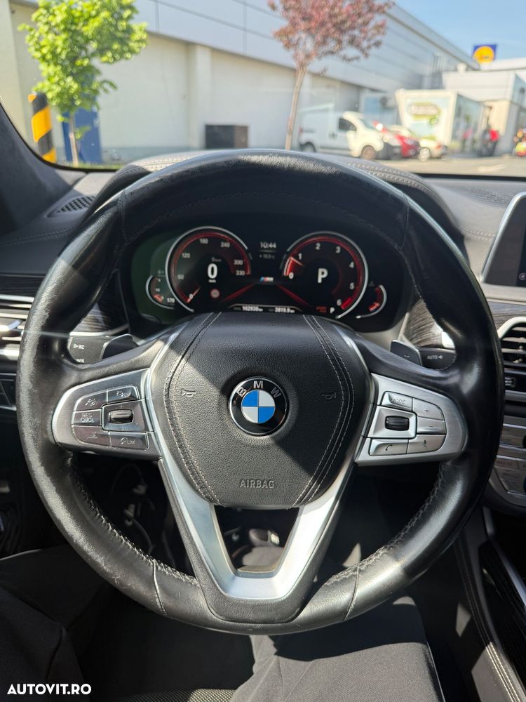 BMW Seria 7 740d xDrive - 15
