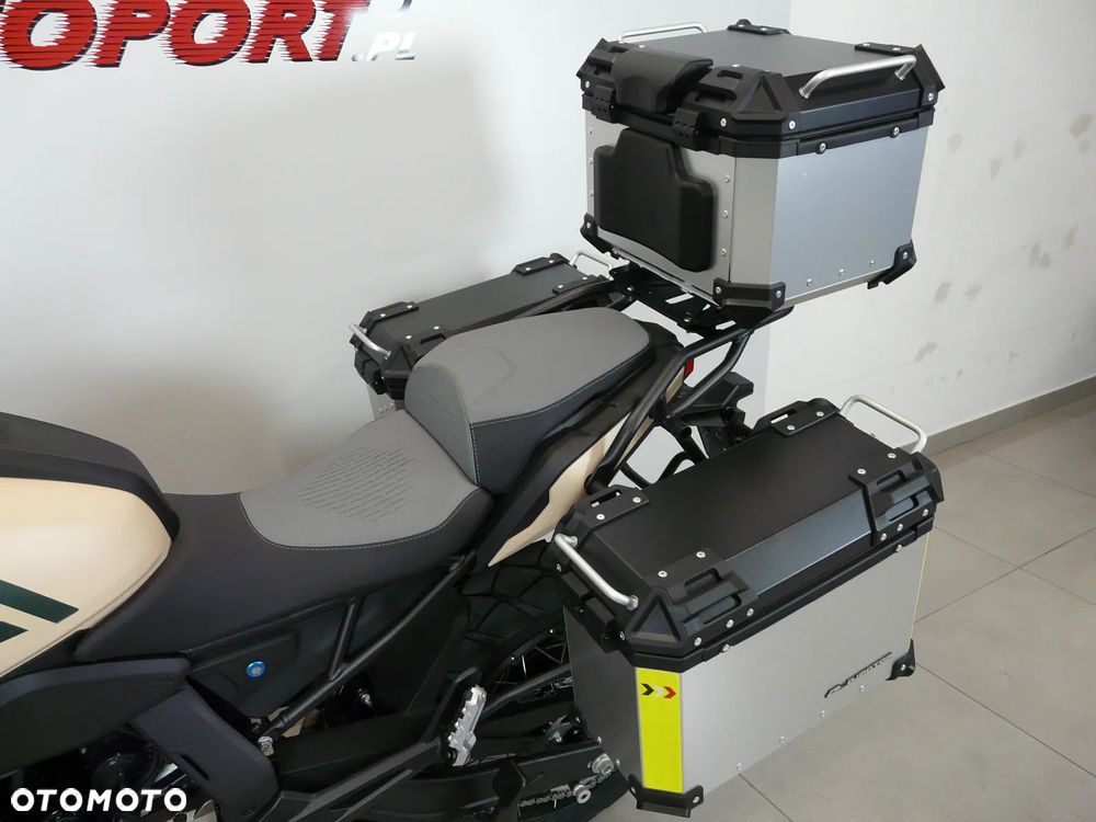 QJMOTOR SRT 600SX - 22