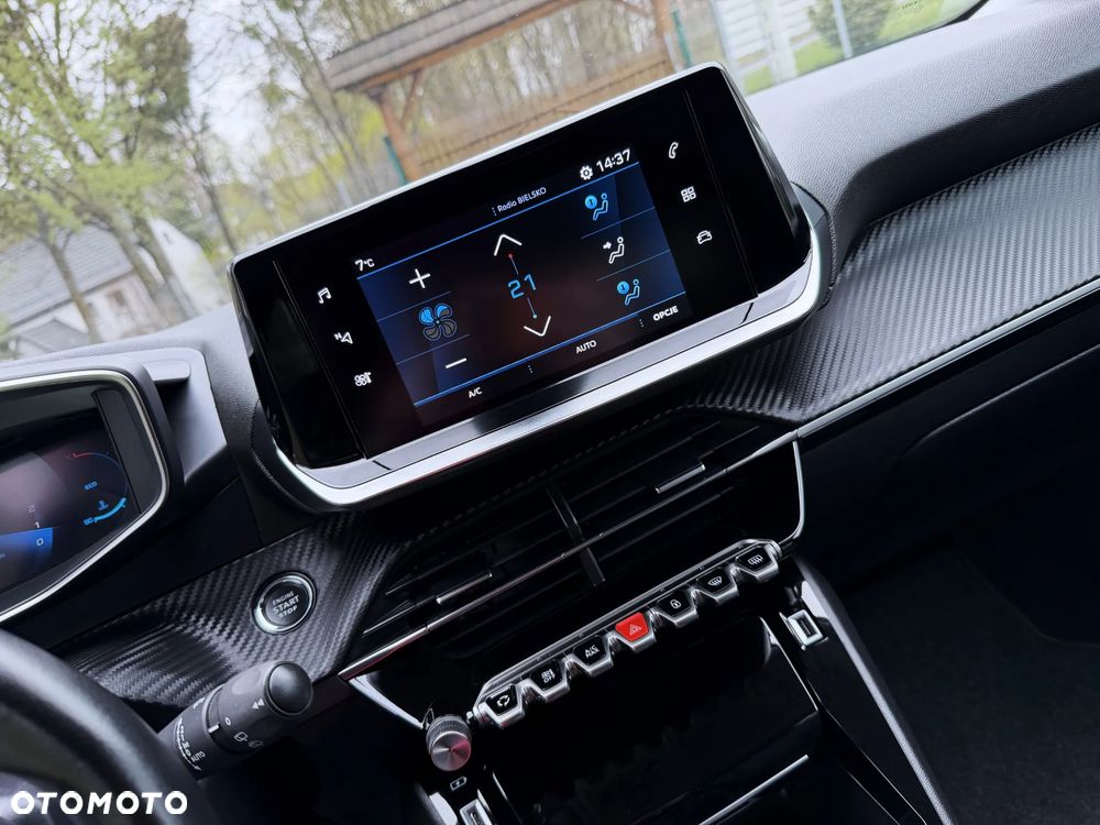 Peugeot 2008 PureTech 130 Allure Pack - 19