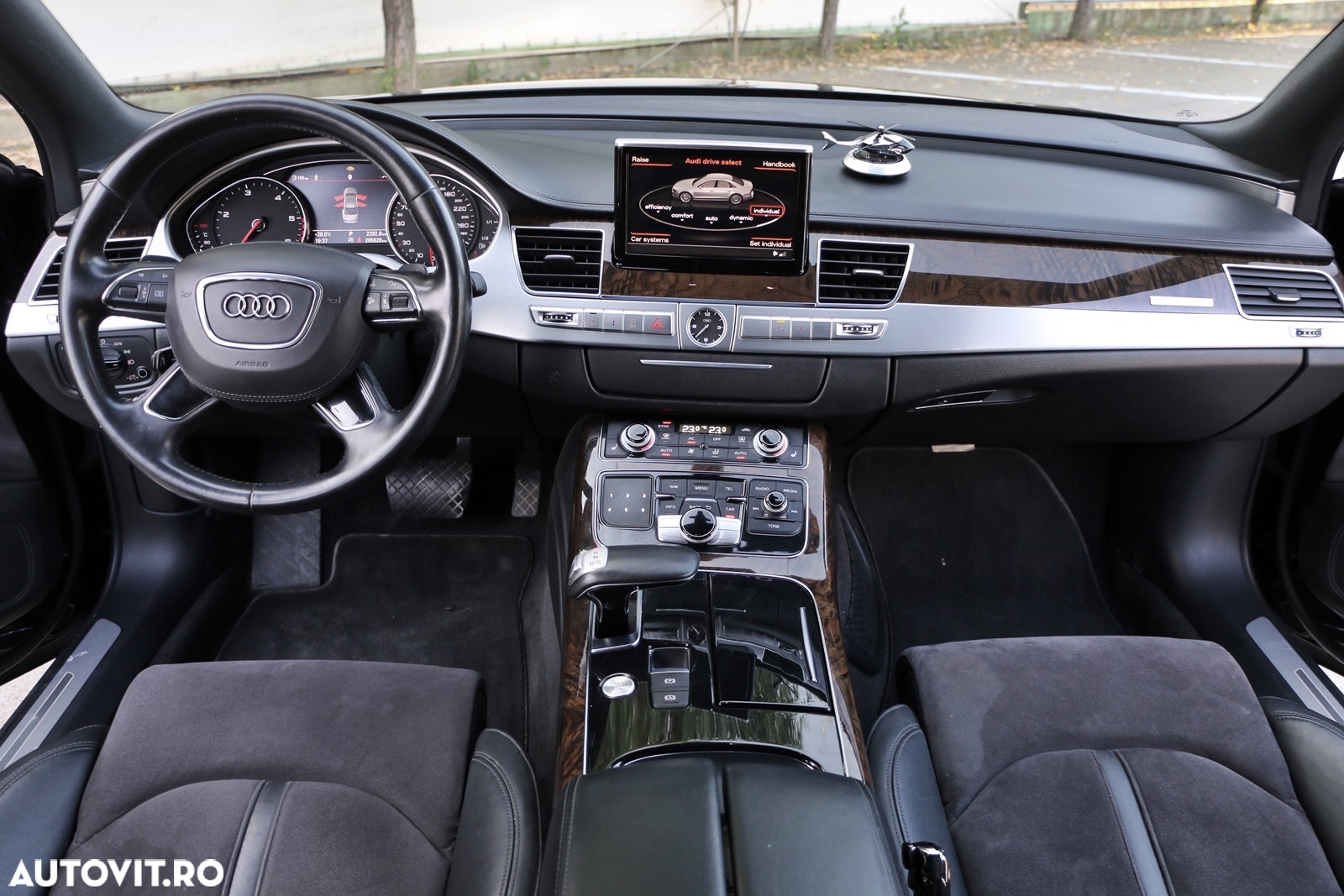Audi A8 3.0 TDI DPF clean diesel quattro tiptronic - 22