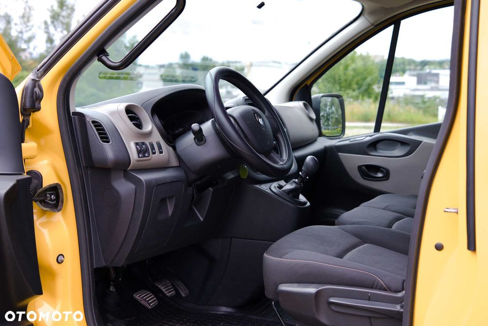 Renault Trafic L1H2 wysoki dach - 19