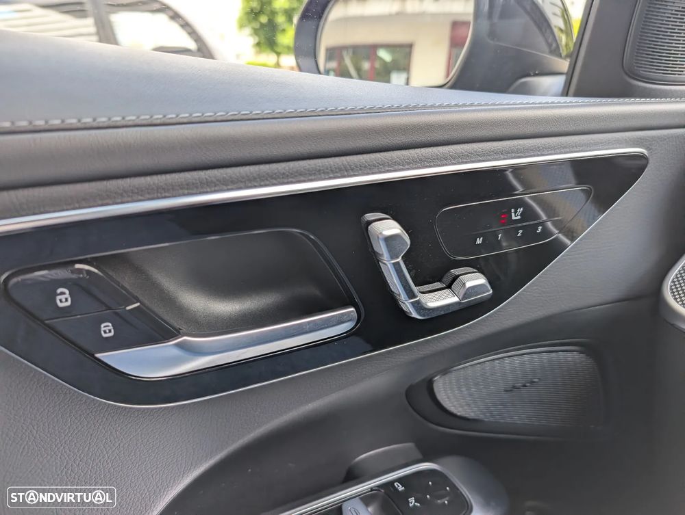 Mercedes-Benz C 300 d AMG Line - 15