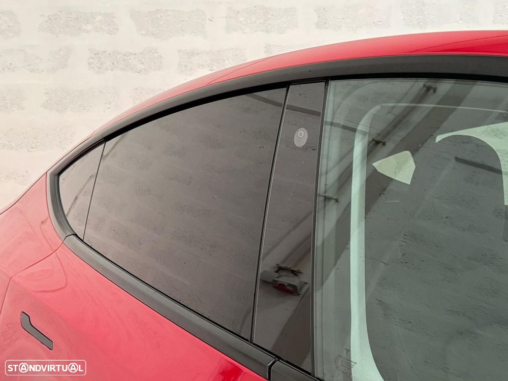 Tesla Model Y Long Range Tração Integral - 13