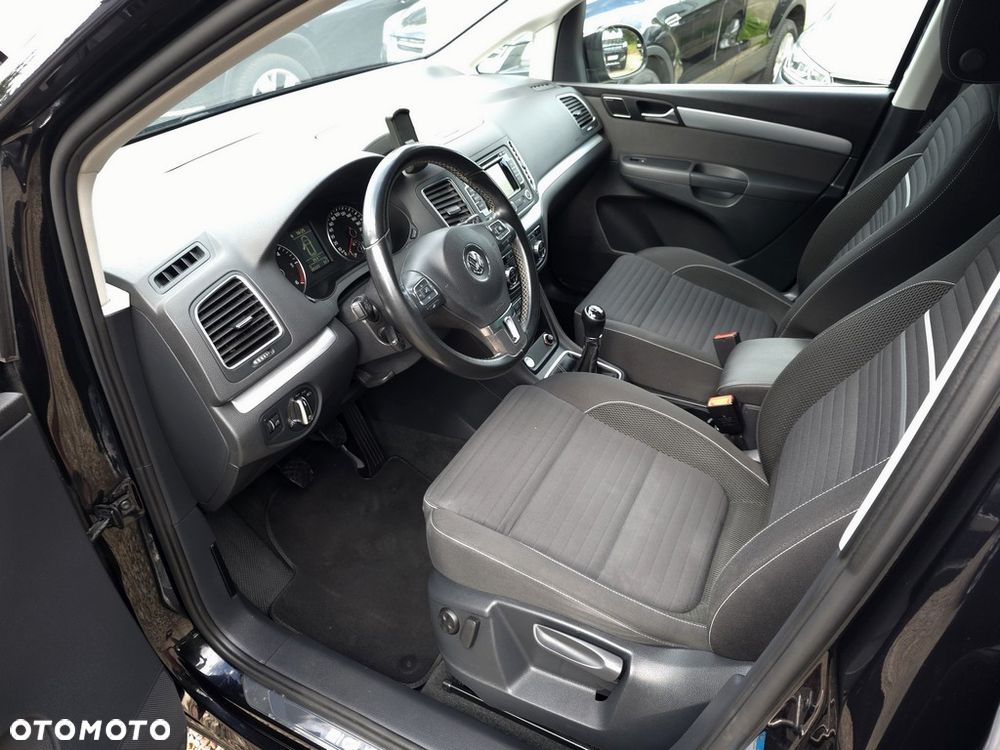 Volkswagen Sharan 2.0 TDI Highline - 9