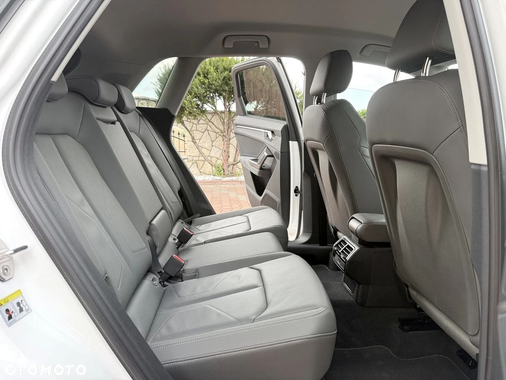 Audi Q3 35 TFSI mHEV S-Line S tronic - 25