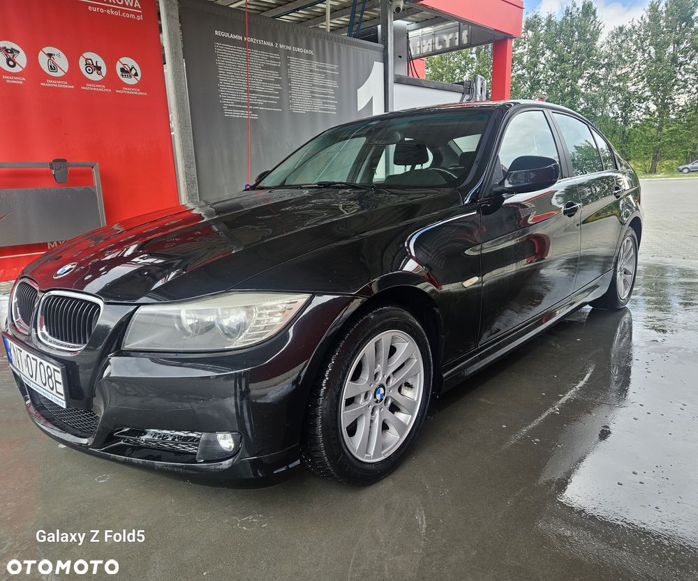 BMW Seria 3 318d EU6 - 1